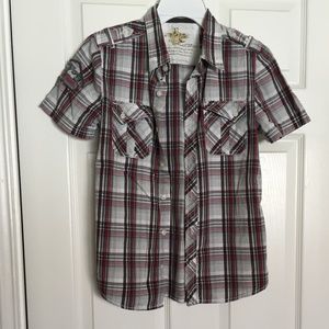 Boy's shirt. Size M